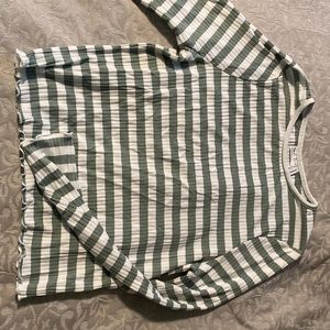 Woman’s Long Sleeve top